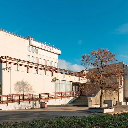 Sportcentrum Brandys Hotel 4*